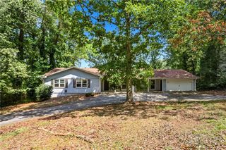 2324 Sussex Court, Snellville, GA 30078
