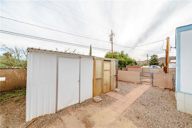 1200 E Potter Avenue, Kingman, AZ 86409