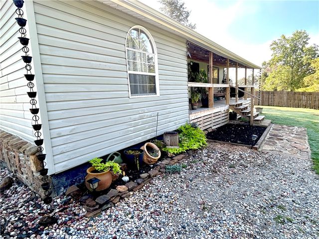 14451 Gains Road, Fayetteville, AR 72701