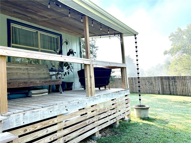 14451 Gains Road, Fayetteville, AR 72701