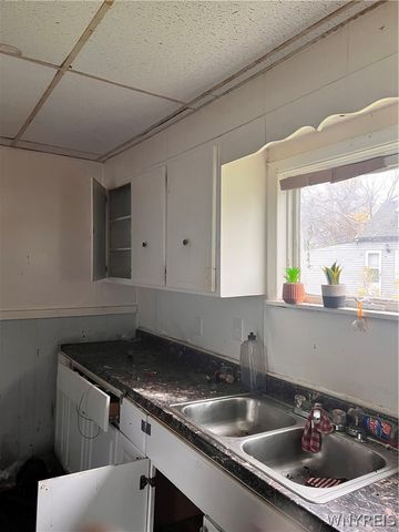 120 Gatchell Street, Buffalo, NY 14212