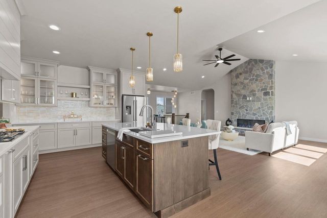 N1340 MEADOW PARK DRIVE, Greenville, WI 54942