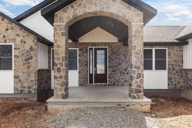 N1340 MEADOW PARK DRIVE, Greenville, WI 54942