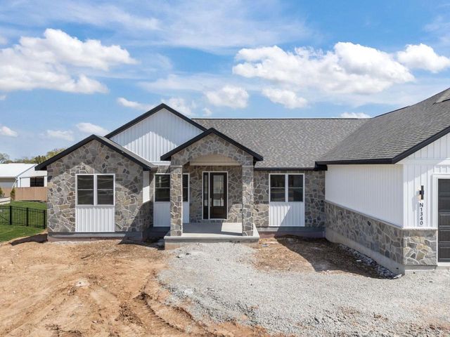 N1340 MEADOW PARK DRIVE, Greenville, WI 54942