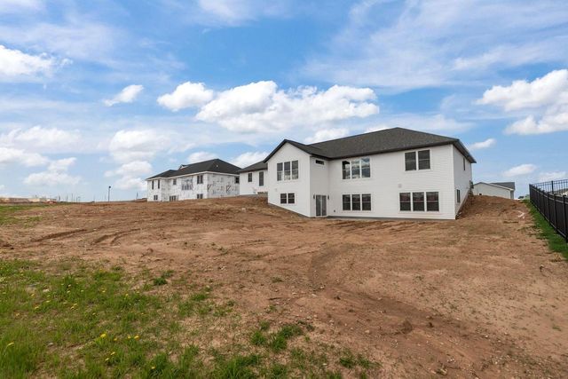 N1340 MEADOW PARK DRIVE, Greenville, WI 54942