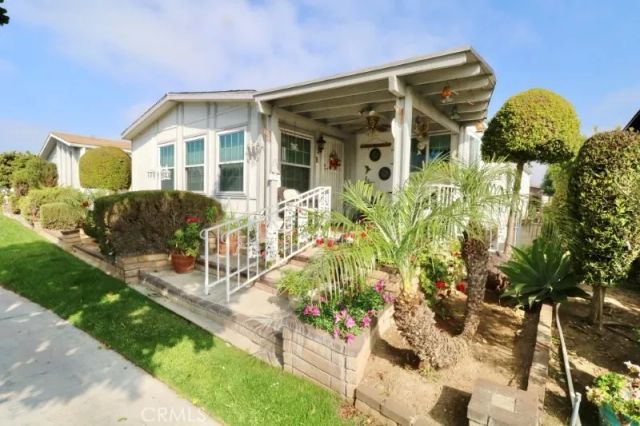 1346 Clear Lake 70, Brea, CA 92821