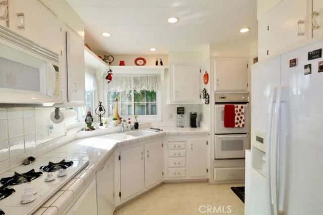 1346 Clear Lake 70, Brea, CA 92821