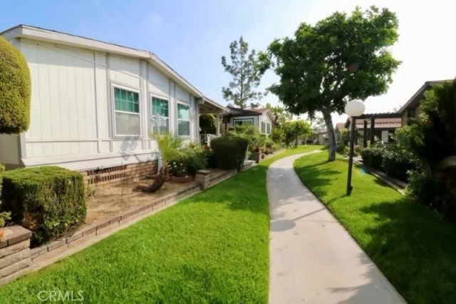 1346 Clear Lake 70, Brea, CA 92821