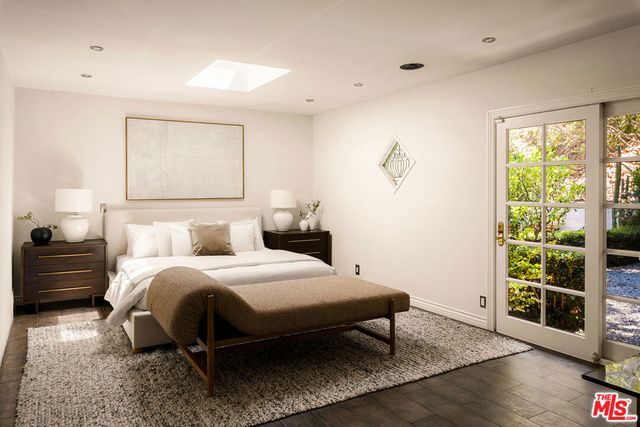 10216 Cielo Drive, Los Angeles, CA 90210