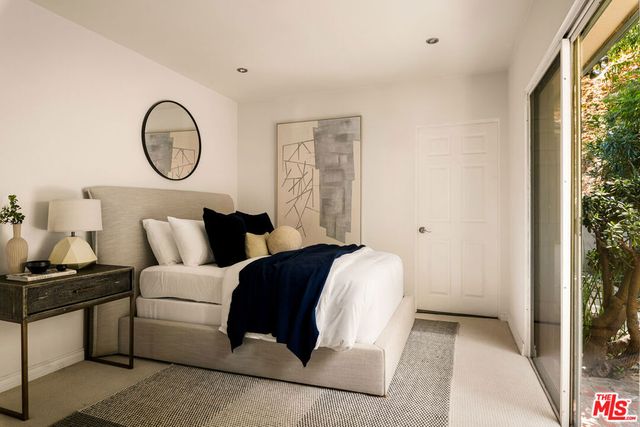 10216 Cielo Drive, Los Angeles, CA 90210