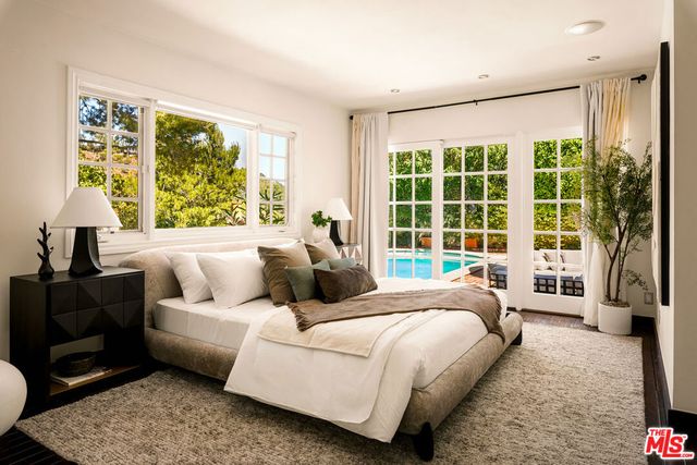 10216 Cielo Drive, Los Angeles, CA 90210