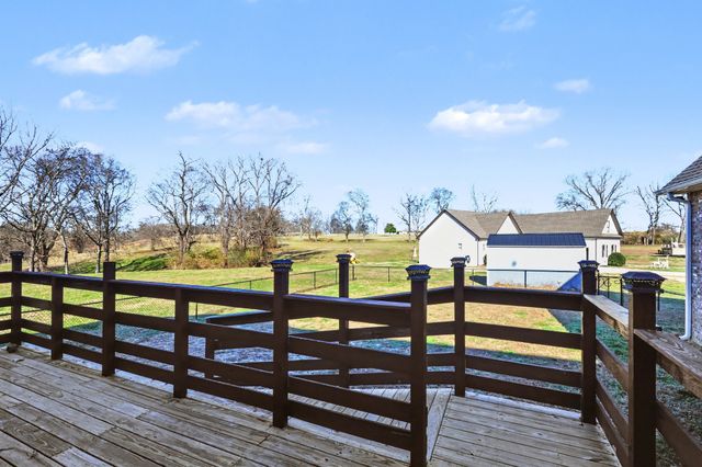 101 Emerald Valley Ct, Castalian Springs, TN 37031