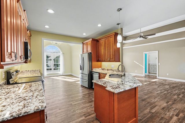 101 Emerald Valley Ct, Castalian Springs, TN 37031