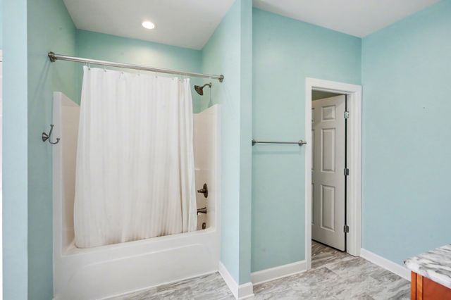 101 Emerald Valley Ct, Castalian Springs, TN 37031