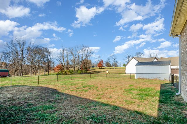 101 Emerald Valley Ct, Castalian Springs, TN 37031