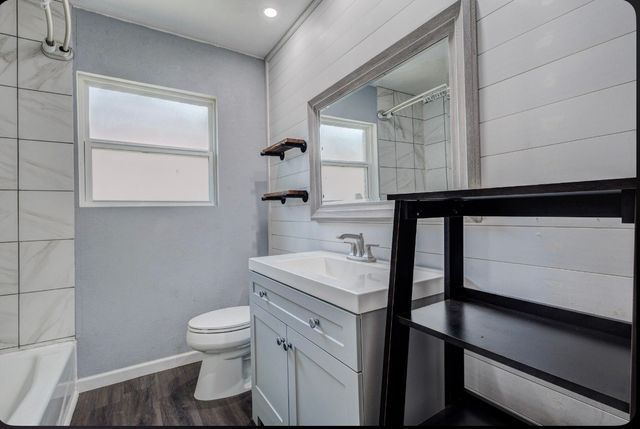 852 Odie Drive, White Settlement, TX 76108