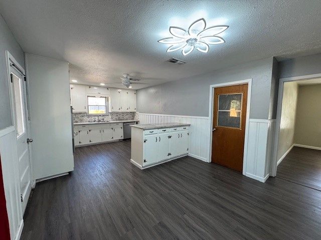 852 Odie Drive, White Settlement, TX 76108