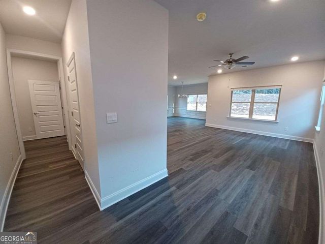 266 Magnolia Villas Drive, Cornelia, GA 30531