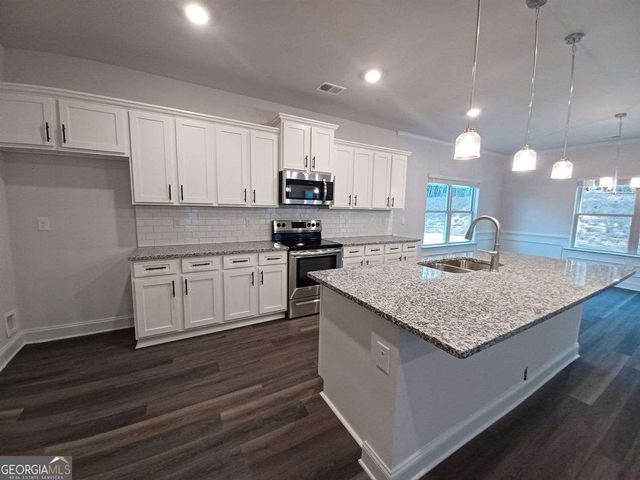 266 Magnolia Villas Drive, Cornelia, GA 30531