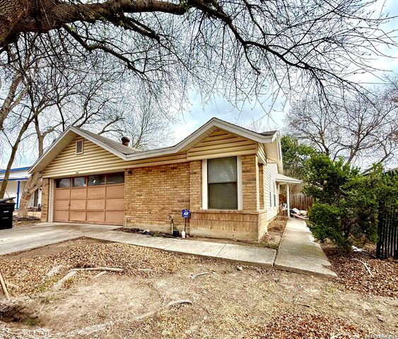 10007 Sugarloaf Dr, San Antonio, TX 78245