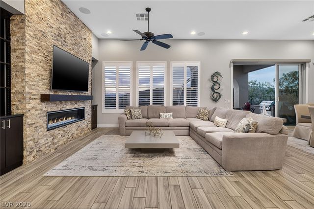 1 Costa Tropical Drive, Henderson, NV 89011