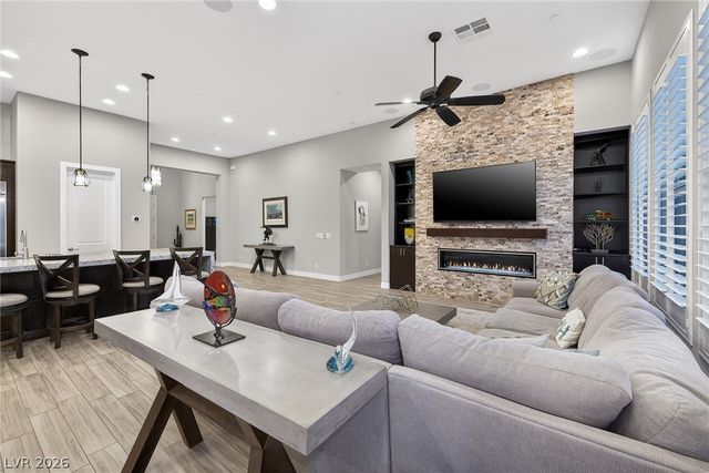1 Costa Tropical Drive, Henderson, NV 89011