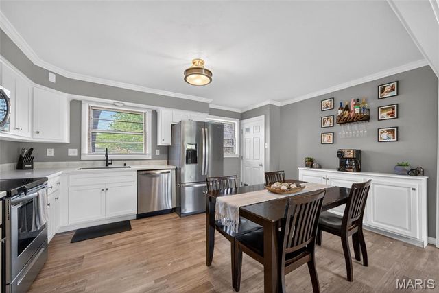 6 Al Lin Court, Bridgeton, MO 63044