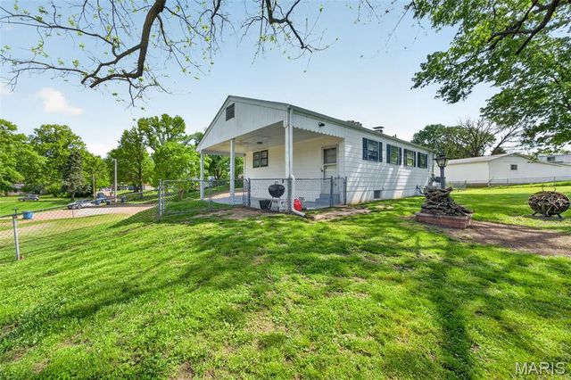 6 Al Lin Court, Bridgeton, MO 63044