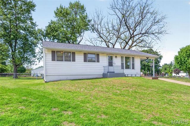 6 Al Lin Court, Bridgeton, MO 63044