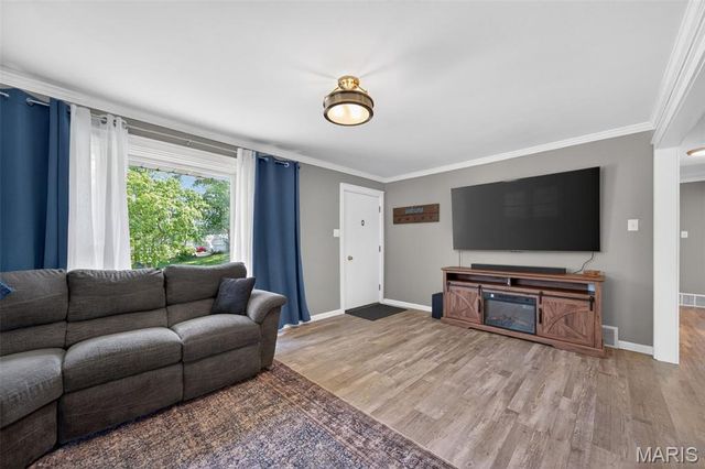 6 Al Lin Court, Bridgeton, MO 63044
