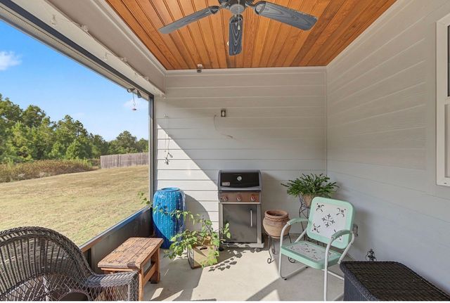 10120 Kelli Leanne Circle, Keithville, LA 71047