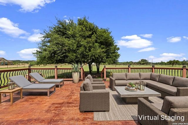 2101 OAK VALLEY DR, New Braunfels, TX 78132