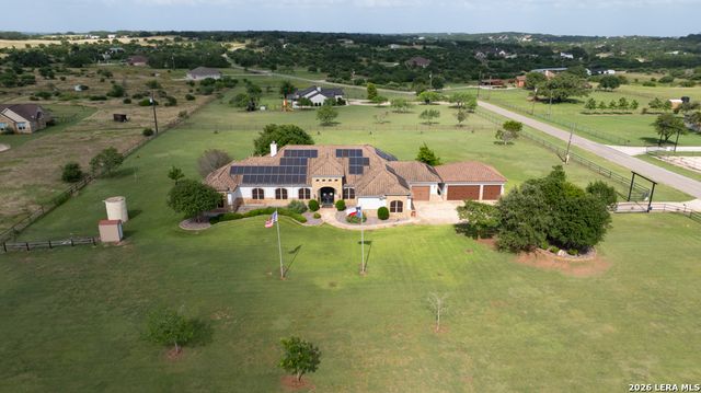 2101 OAK VALLEY DR, New Braunfels, TX 78132