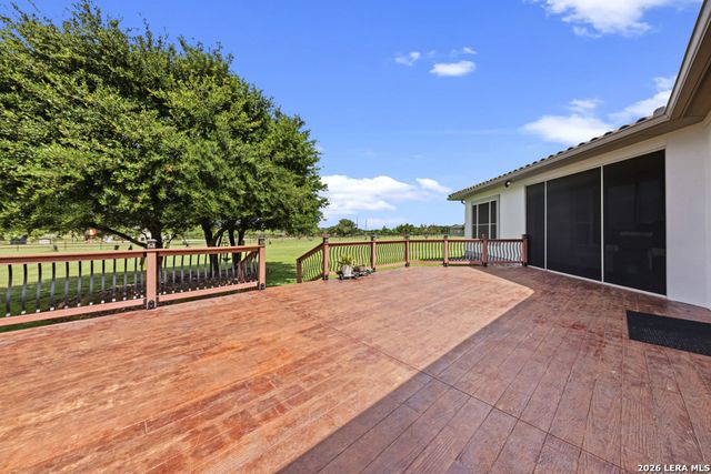 2101 OAK VALLEY DR, New Braunfels, TX 78132
