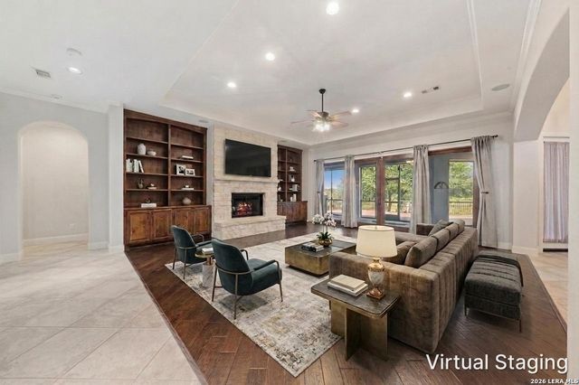 2101 OAK VALLEY DR, New Braunfels, TX 78132
