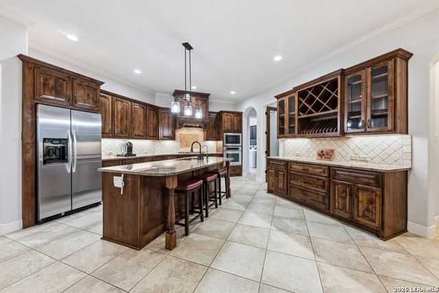 2101 OAK VALLEY DR, New Braunfels, TX 78132