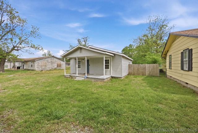110 S Broadway Street, Dewar, OK 74431