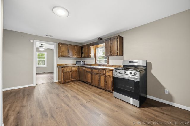 110 S Broadway Street, Dewar, OK 74431