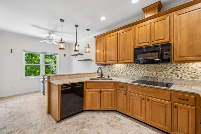 314 Ginger Dr, Dover, TN 37058