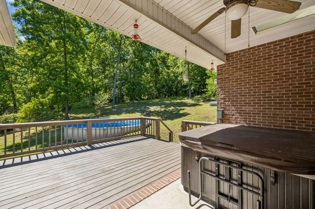 314 Ginger Dr, Dover, TN 37058
