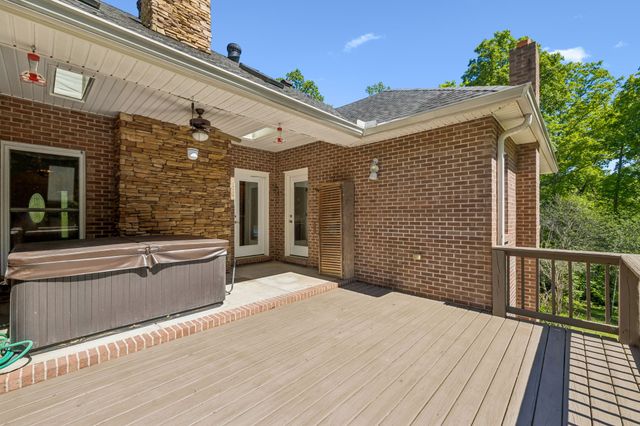 314 Ginger Dr, Dover, TN 37058