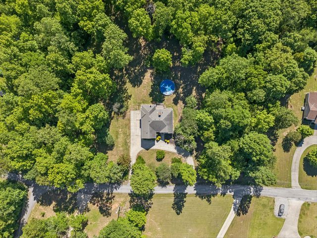 314 Ginger Dr, Dover, TN 37058
