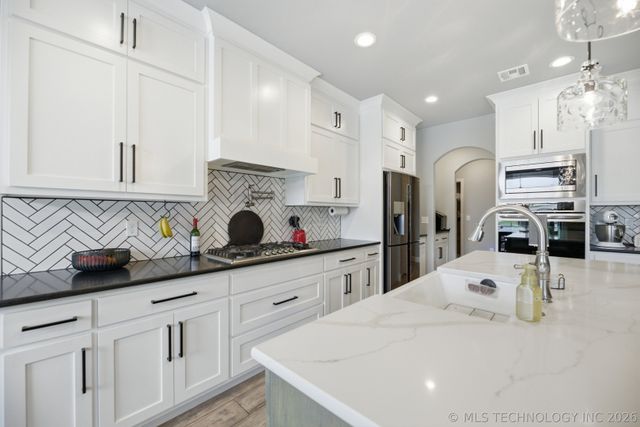3106 W 118th Street S, Jenks, OK 74037