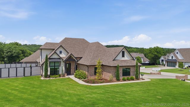3106 W 118th Street S, Jenks, OK 74037