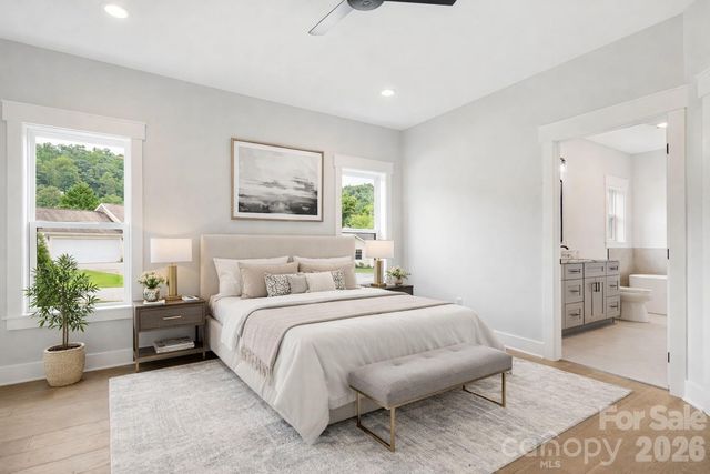 38 Red Laurel Court, Hendersonville, NC 28792