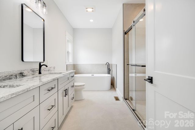 38 Red Laurel Court, Hendersonville, NC 28792