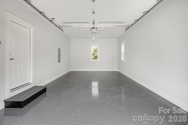 38 Red Laurel Court, Hendersonville, NC 28792