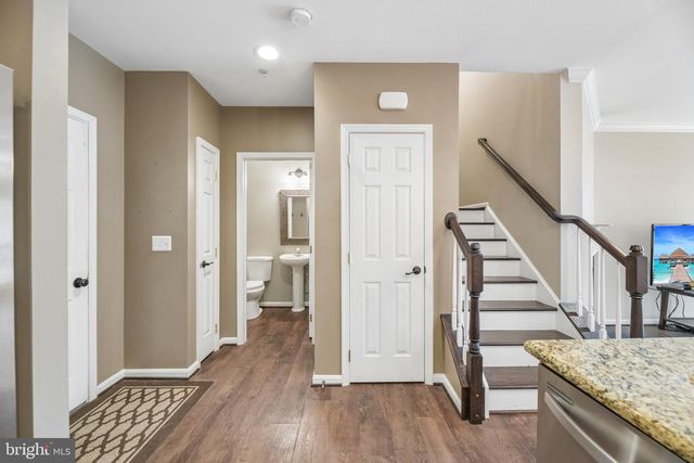 6323 IRIS MEADOW LN, Haymarket, VA 20169