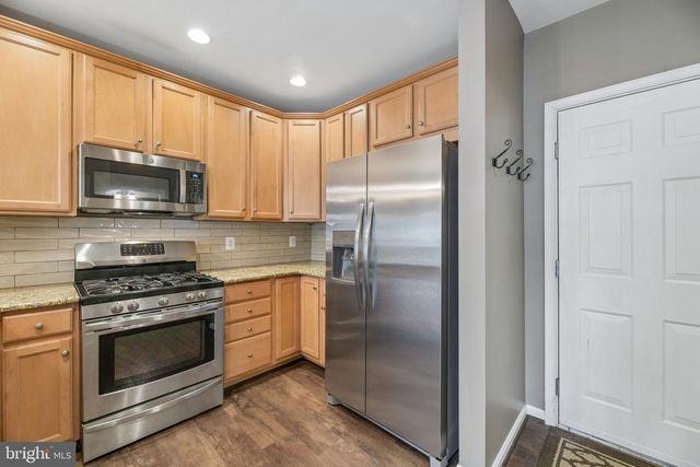 6323 IRIS MEADOW LN, Haymarket, VA 20169