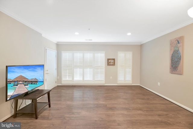 6323 IRIS MEADOW LN, Haymarket, VA 20169
